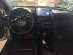 Toyota C-HR 2.0L Leading Edition - ფოტო 9