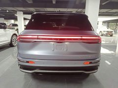 Lincoln Explorer 2.0T Two-Wheel Drive Premium - ფოტო 5