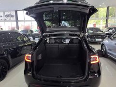 Tesla Model Y Rear-Wheel Drive - photo 18