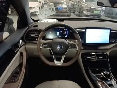 BYD Qin PLUS Glory Edition DM-i 55KM Leading - ფოტო 10