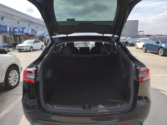 Tesla Model Y Standard Range RWD - ფოტო 18