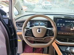 Denza D9 DM-i 970 AWD Flagship - фото 10