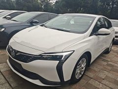 Buick Weilan 6 Plug-in Hybrid Connected Fashion Edition - фото 1