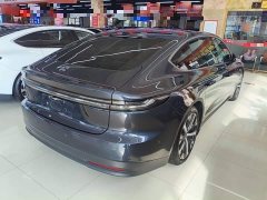 NIO ET7 100kWh Launch Edition - ფოტო 6