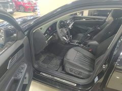 Volkswagen Passat Outstanding Edition 380TSI Dragon Ascendant Version - ფოტო 15
