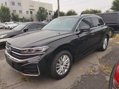 Volkswagen Touareg Facelift 2.0TSI Sharp Shadow Edition - фото 1