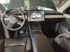 Tesla Model Y Rear-Wheel Drive - ფოტო 9