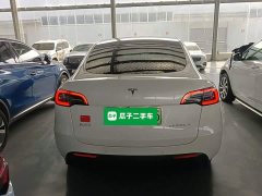 Tesla Model Y Standard Range RWD - ფოტო 5