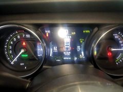 Jeep Wrangler New Energy Four-Door 2.0T 4xe Sahara - фото 11