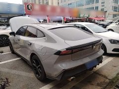 Changan UNI-V 1.5T Deluxe - ფოტო 4