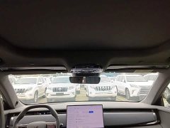 Voyah Lantu Zhiyin Four-Wheel Drive Global Edition - photo 17