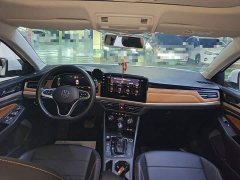 Volkswagen Bora 200TSI DSG Comfort Pro - ფოტო 9