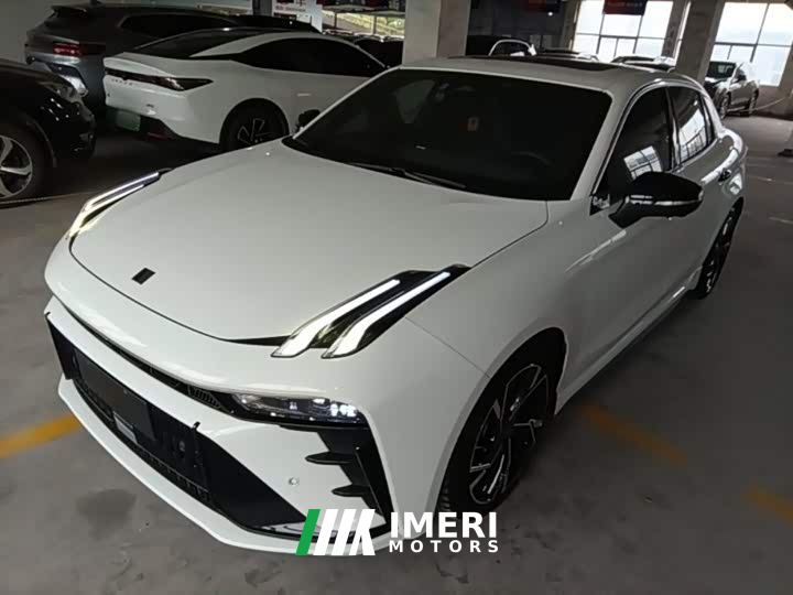 Lynk & Co 03 2.0T Diesel DCT Pro