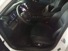 Lynk & Co 03 2.0T Diesel DCT Pro - ფოტო 14