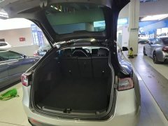 Tesla Model Y Rear-Wheel Drive - ფოტო 18