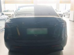Tesla Model Y Rear-Wheel Drive - ფოტო 5