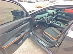Changan UNI-V 1.5T Premium Edition - ფოტო 15