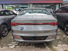 BYD Qin PLUS EV 400KM Luxury - ფოტო 5