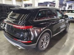 Lincoln Explorer 2.0T Two-Wheel Drive Premium - photo 6