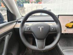Tesla Model Y Rear-Wheel Drive - ფოტო 10