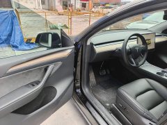 Tesla Model Y Rear-Wheel Drive - ფოტო 15
