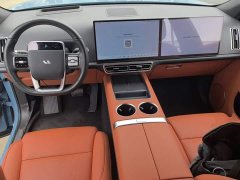 Li Auto L7 Pro - ფოტო 9