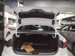 Volkswagen Sagitar 280TSI DSG Flying Edition - ფოტო 18
