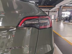 Tesla Model Y Rear-Wheel Drive - ფოტო 7