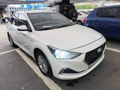 Hyundai Elantra 1.6L Automatic GL Deluxe Edition - ფოტო 3