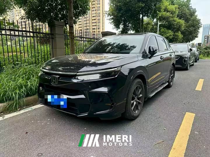Lynk & Co Haoying 240TURBO two-wheel drive premium version 5 seats