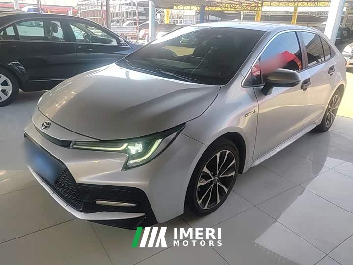Toyota Corolla Hybrid 1.8H E-CVT Sport - автомобиль из Китая