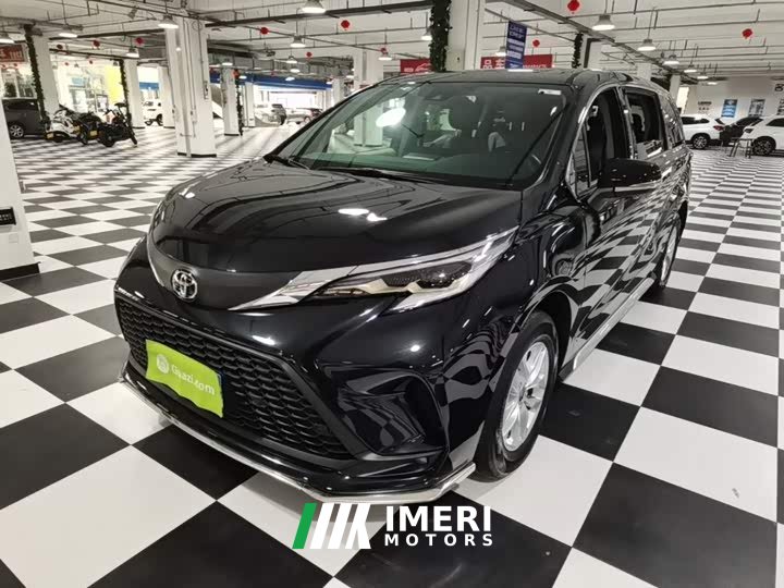 Toyota Gravia 2.5L Hybrid Comfort Edition - автомобиль из Китая