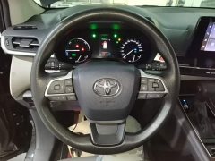 Toyota Gravia 2.5L Hybrid Comfort Edition - фото 10