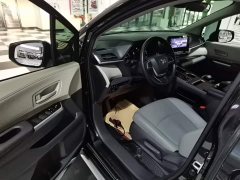 Toyota Gravia 2.5L Hybrid Comfort Edition - фото 15