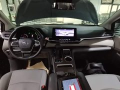 Toyota Gravia 2.5L Hybrid Comfort Edition - фото 9