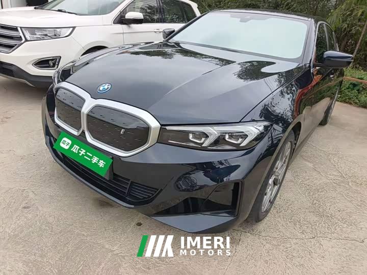 BMW i3 eDrive 35 L