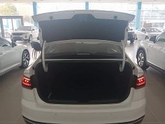 Volkswagen Bora 200TSI DSG Comfort Edition - ფოტო 18