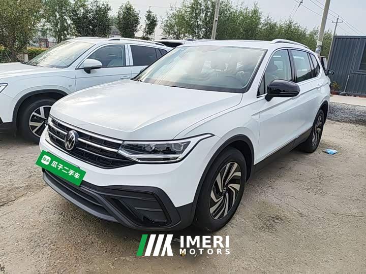 Volkswagen Tiguan L Outstanding Edition 300TSI Automatic Two-Wheel Drive Dragon Ascendant Version