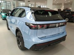 Volkswagen Tiguan L PRO 380TSI AWD R-Line Premium Edition - photo 4