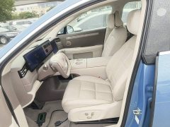 IM Motors Zhiji LS6 Pure Electric Max - ფოტო 14