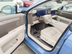 IM Motors Zhiji LS6 Pure Electric Max - ფოტო 15
