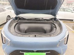 IM Motors Zhiji LS6 Pure Electric Max - ფოტო 19