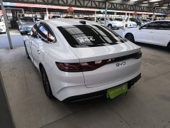 BYD Qin L DM-i Smart Drive Edition 80KM Leading - фото 4