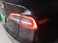 Tesla Model Y Standard Range RWD - photo 7