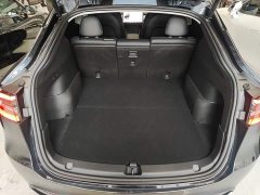 Tesla Model Y Rear-Wheel Drive - ფოტო 18