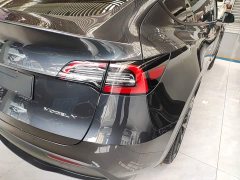 Tesla Model Y Rear-Wheel Drive - ფოტო 7