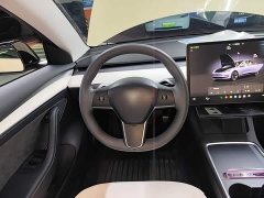 Tesla Model 3 Rear-Wheel Drive - фото 10