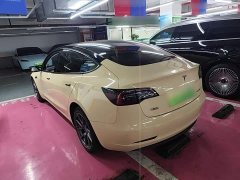 Tesla Model 3 Rear-Wheel Drive - фото 4