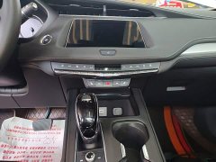 Cadillac XT4 28T FWD Luxury - photo 12