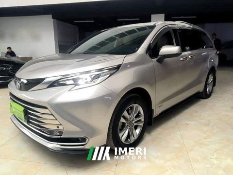 2022 Toyota Sienna 2.5L Hybrid Premium Edition - car from China